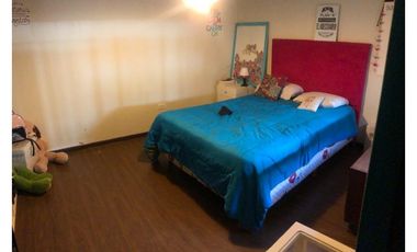 Chalet 4 ambientes. Excelente estado. Zona Villa Primera