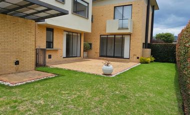 casa en arriendo en cajica. Cod A6031