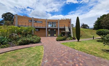 casa en arriendo en cajica. Cod A6031