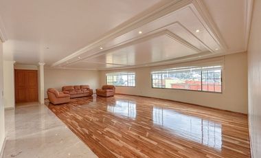 Casa en Interlomas – 4 recámaras con vestidor y baño
