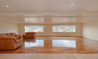 Casa en Interlomas – 4 recámaras con vestidor y baño