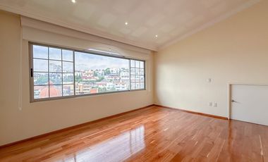 Casa en Interlomas – 4 recámaras con vestidor y baño