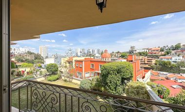 Casa en Interlomas – 4 recámaras con vestidor y baño