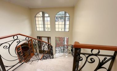 Casa en Interlomas – 4 recámaras con vestidor y baño