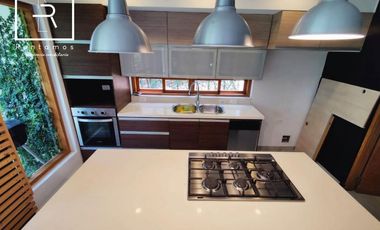 casa en venta en loma de las brujas. Cod V10824