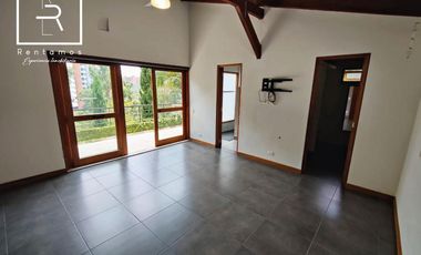 casa en venta en loma de las brujas. Cod V10824