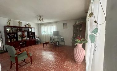 VENTA CASA FRENTE A CENTRO DEPORTIVO AZCAPOTZALCO