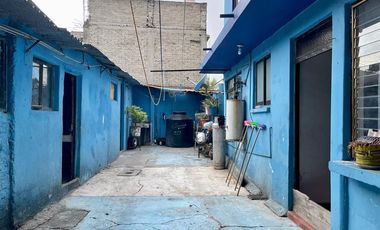 VENTA CASA FRENTE A CENTRO DEPORTIVO AZCAPOTZALCO
