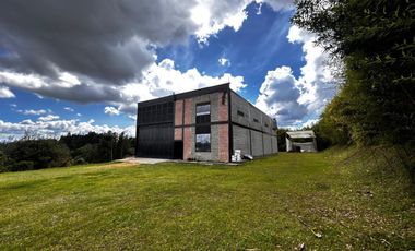 bodega en arriendo en rionegro. Cod A62214