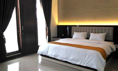 Rumah Mewah Bonus Furniture dekat Jalan Taman Siswa