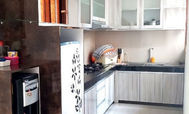 Rumah Mewah Bonus Furniture dekat Jalan Taman Siswa