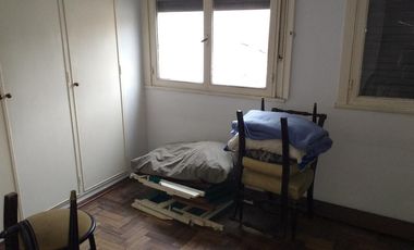 Excelente PH al frente,3 ambientes con patio.Apto crédito.