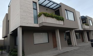 CASAS VENTA METEPEC ZONA DORADA  ULTIMAS 4 CASAS SALIDA RAPIDA CDMX  A UNOS PASOS DE ALIANZA FRANCESA E IMCP