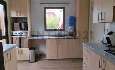 Se vende casa en Valle Araucarias ( Modelo Quillay)
