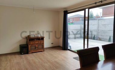 Se vende casa en Valle Araucarias ( Modelo Quillay)