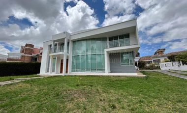 CASA CAMPESTRE en VENTA en Tunja LA VILLITA