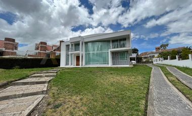CASA CAMPESTRE en VENTA en Tunja LA VILLITA