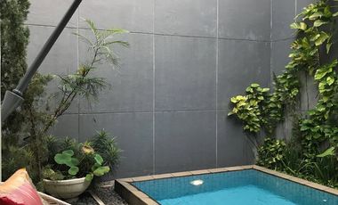 Rumah mewah De Park De Maja BSD, ada Swimming Pool