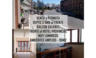 DEPTO 3 AMB con BALCON SALIENTE - FRENTE AL HOTEL PROVINCIAL