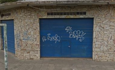 Local 50m2 en esquina - A 100mts Av Vergara