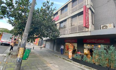edificio en arriendo en el poblado. Cod A776173