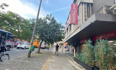 edificio en arriendo en el poblado. Cod A776173