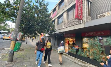 edificio en arriendo en el poblado. Cod A776173