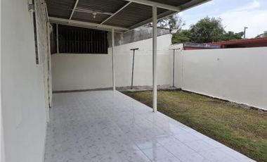 ALQUILER CASA COLINAS DEL GOLF