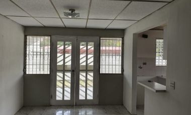 ALQUILER CASA COLINAS DEL GOLF