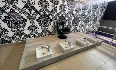 LOCAL COMERCIAL  SALON DE BELLEZA ALQUILER EN PLAZA 68 OBARRIO