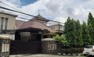Di jual rumah di Jl. Ketintang Madya, Surabaya