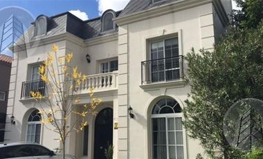 Espectacular casa estilo frances en Santa Barbara, con vista al Lago!