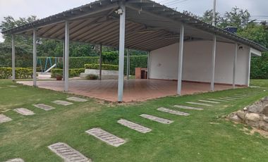 casa en arriendo en villa antigua. Cod A5056