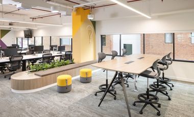 edificio en arriendo en chico norte. Cod A1038891