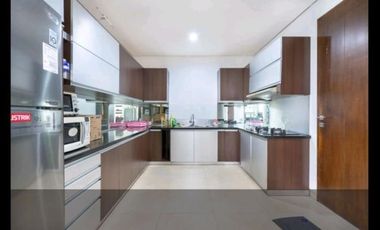 Rumah Villa Mewah Nyaman di Dago