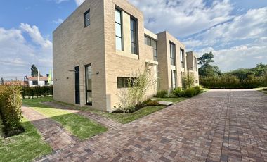 casa en venta en chuntame. Cod V5678