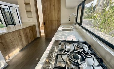 casa en venta en chuntame. Cod V5678