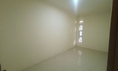 Rumah 3 Kamar 10 Menit ke Plaza Taman Harapan Baru Siap Huni J-39909