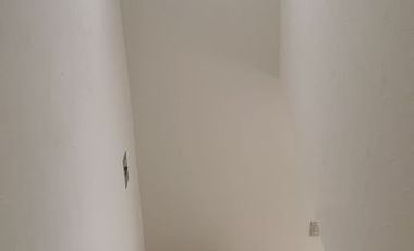 CASA EN VENTAEN EL VERGEL