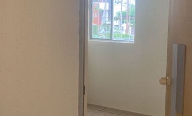 CASA EN VENTAEN EL VERGEL