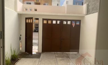 CASA EN VENTAEN EL VERGEL