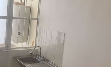 CASA EN VENTAEN EL VERGEL