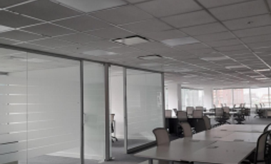 Oficina en Arriendo en Edificio Palladio /Metro Pedro de Valdivia