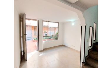 MIRANDELA Casa-Quintas de San Pedro V 66 m2  Hab 4 Bañ 2 Gj 1 Balcon