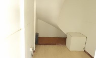 En Venta o Alquiler - Amplio Local a La Calle en Pleno Puerto