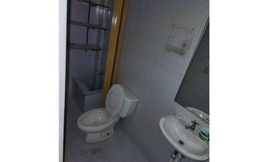 Alquiler de Local Comercial en Calidonia 100 mts Disponible