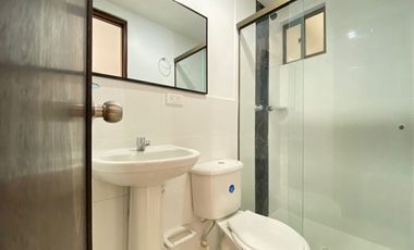 edificio en arriendo en calle larga. Cod A214394