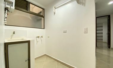 edificio en arriendo en calle larga. Cod A214394