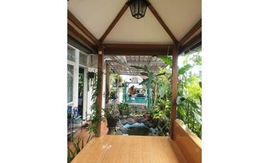 Di jual sangat murah villa dengan kolam renang di Cipanas