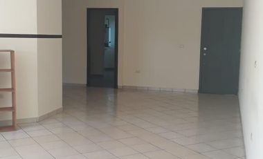 Rento Departamento en Planta Baja Cd Deportiva Y Cerca De Altabrisa